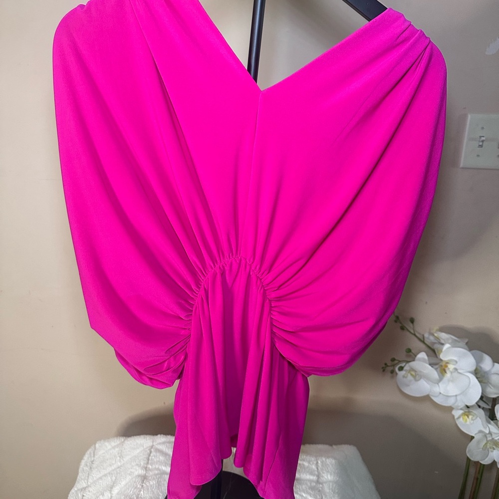 Express Women's Pink Ruched Top - Picture 4 of 4